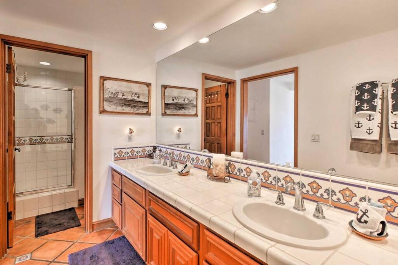 Gorgeous Oceanfront Villa With Panoramic Views Avalon Exteriör bild