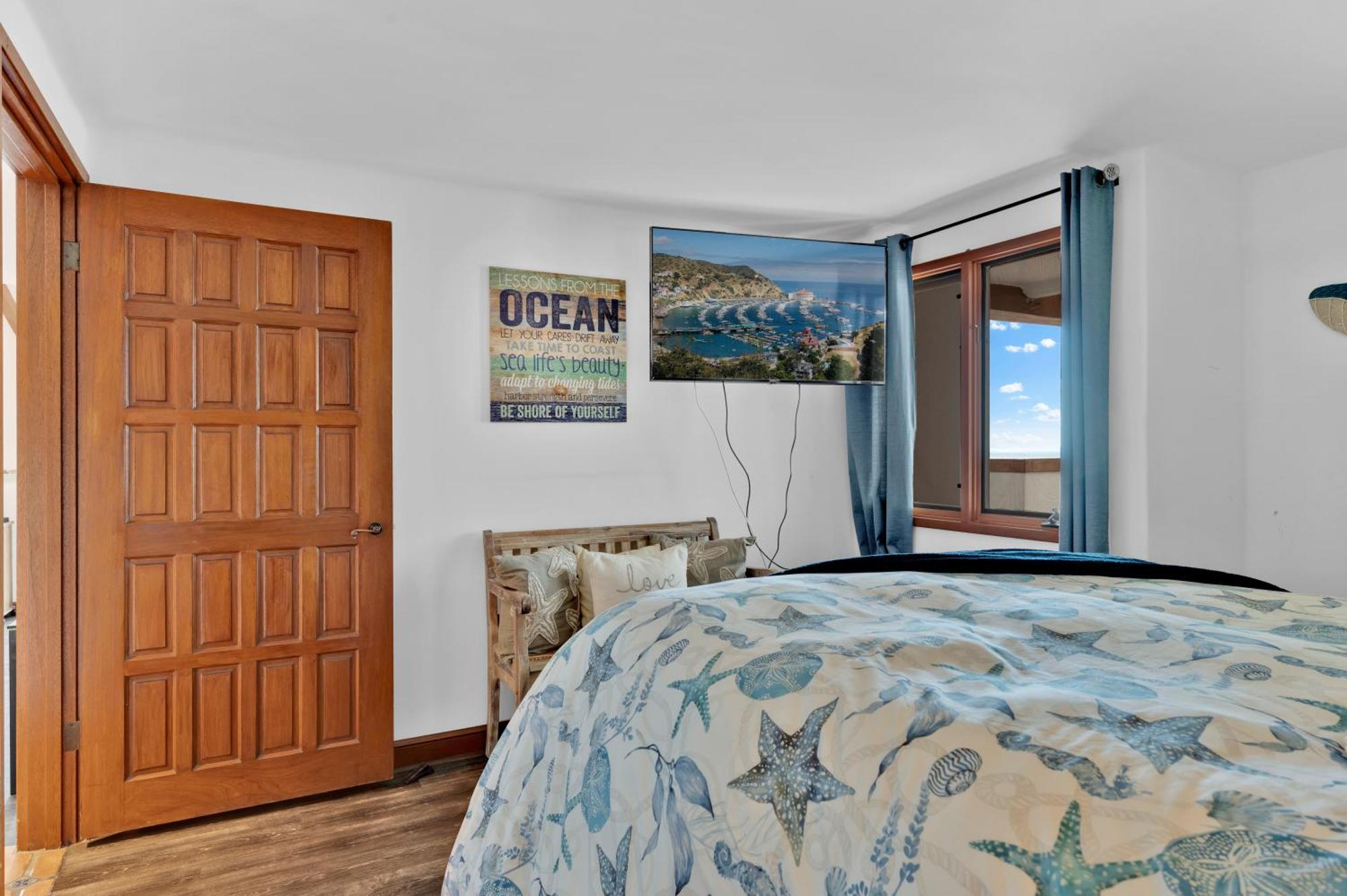 Gorgeous Oceanfront Villa With Panoramic Views Avalon Exteriör bild